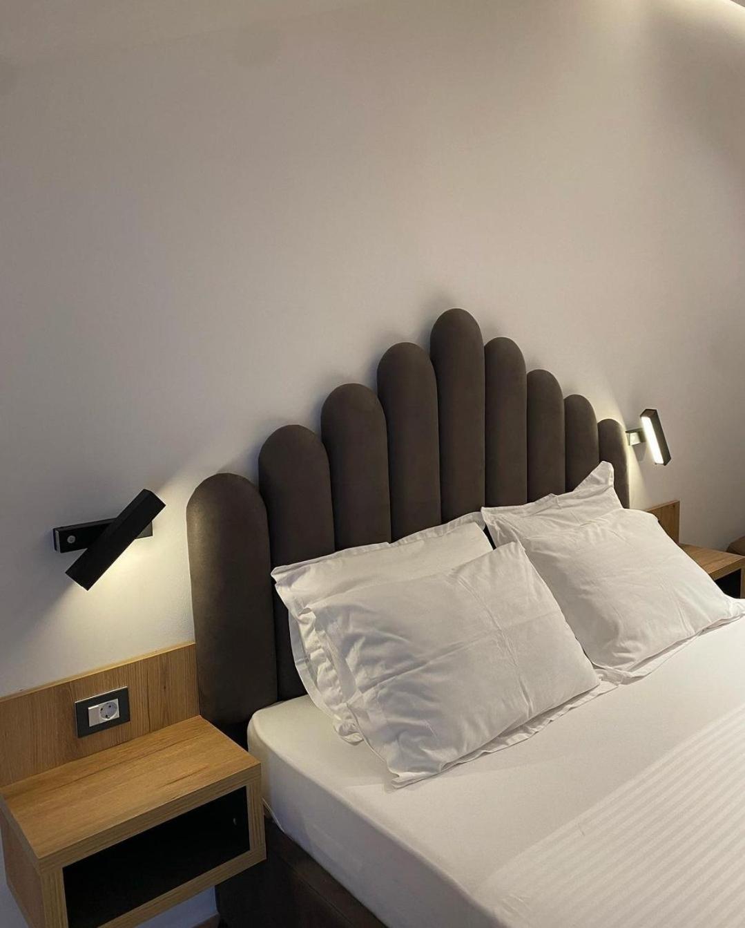 Hotel Comfort & Villas Donji Stoj Ngoại thất bức ảnh