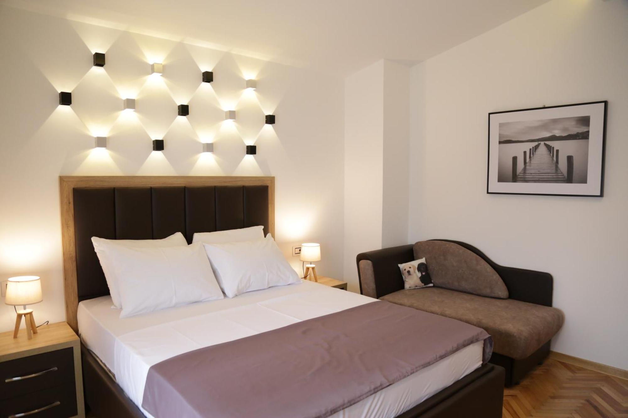 Hotel Comfort & Villas Donji Stoj Ngoại thất bức ảnh