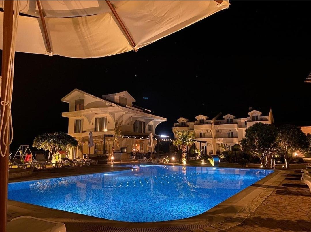 Hotel Comfort & Villas Donji Stoj Ngoại thất bức ảnh