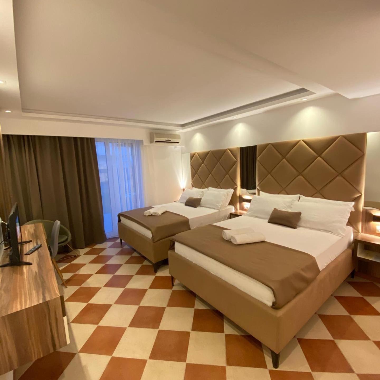 Hotel Comfort & Villas Donji Stoj Ngoại thất bức ảnh