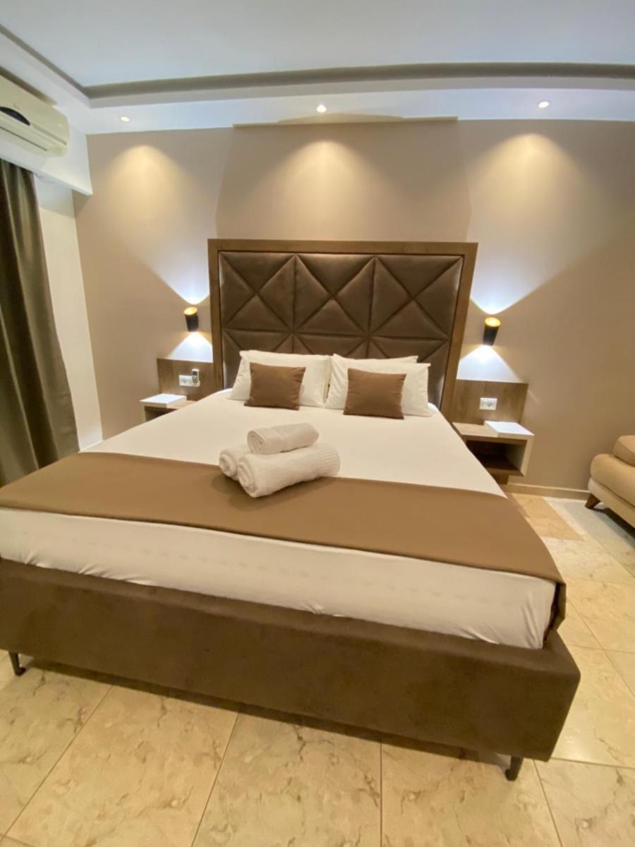 Hotel Comfort & Villas Donji Stoj Ngoại thất bức ảnh