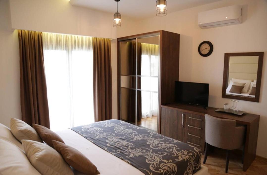 Hotel Comfort & Villas Donji Stoj Ngoại thất bức ảnh