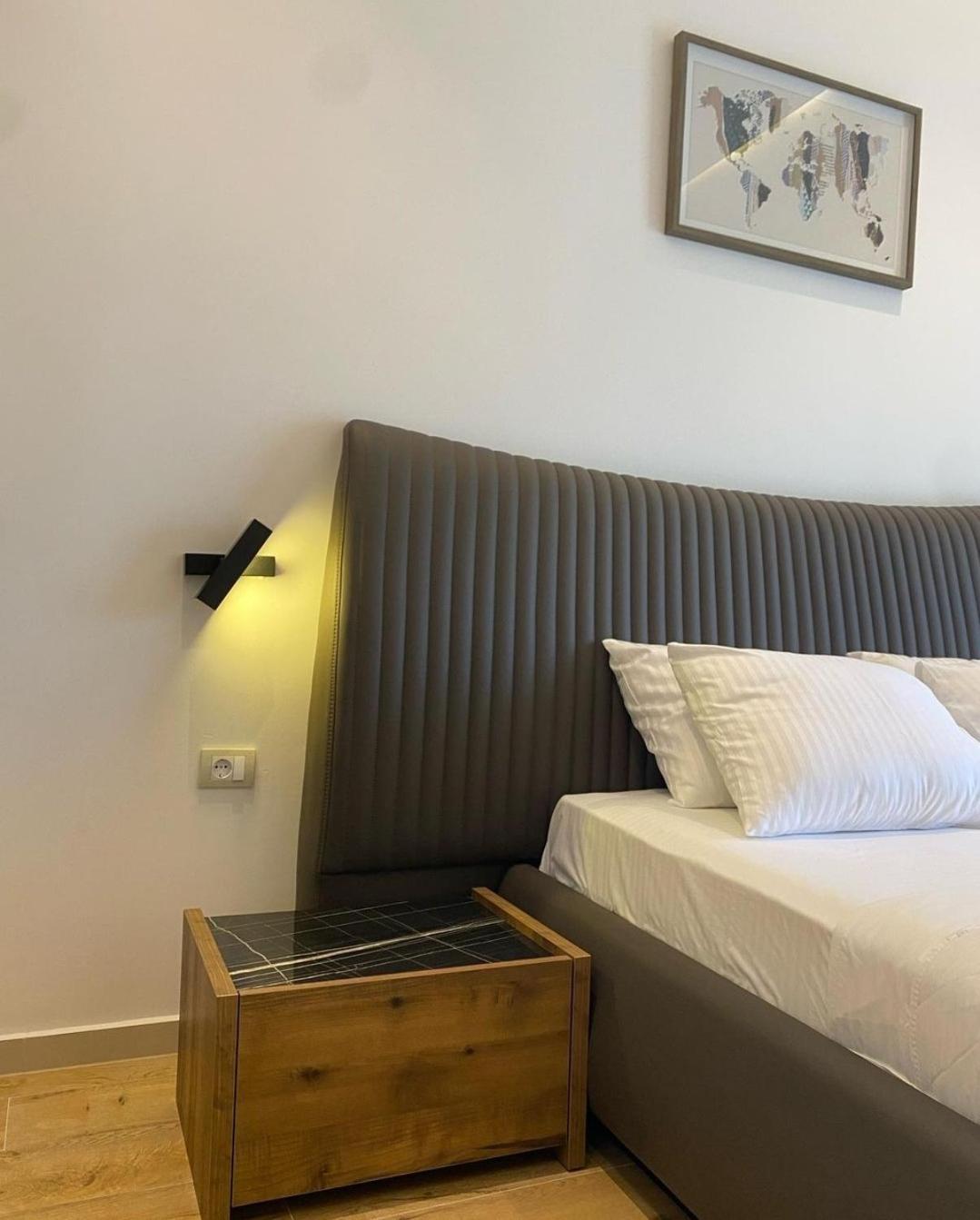 Hotel Comfort & Villas Donji Stoj Ngoại thất bức ảnh