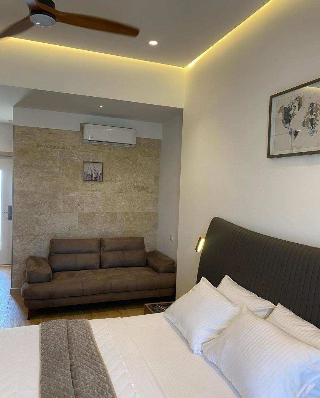 Hotel Comfort & Villas Donji Stoj Ngoại thất bức ảnh